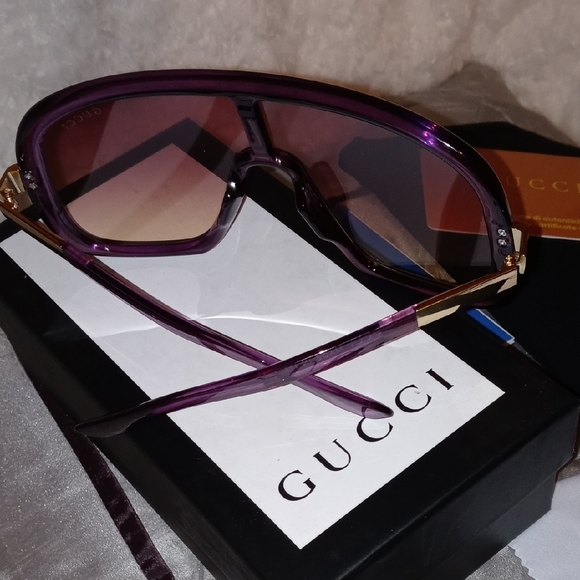 Gucci Bold Purple Sunglasses - Picture 8 of 8